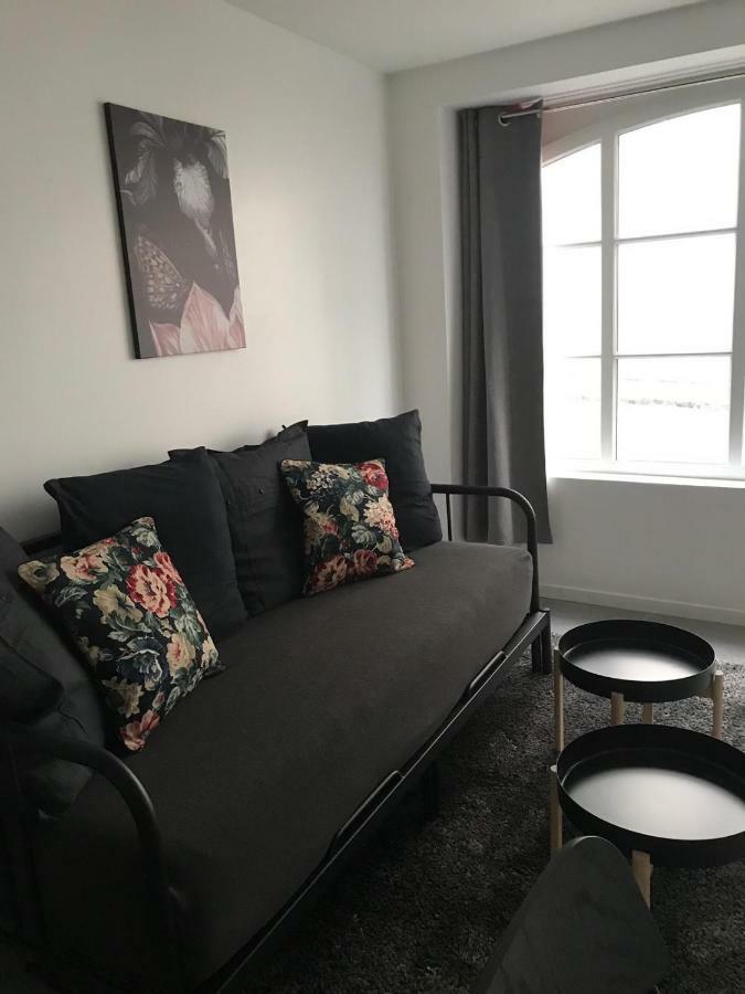 לנדרנאו Residence Belhommet 3 מראה חיצוני תמונה