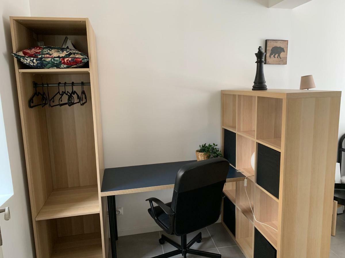 לנדרנאו Residence Belhommet 3 מראה חיצוני תמונה